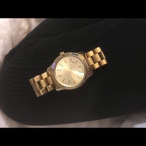 Michael kors gold watch